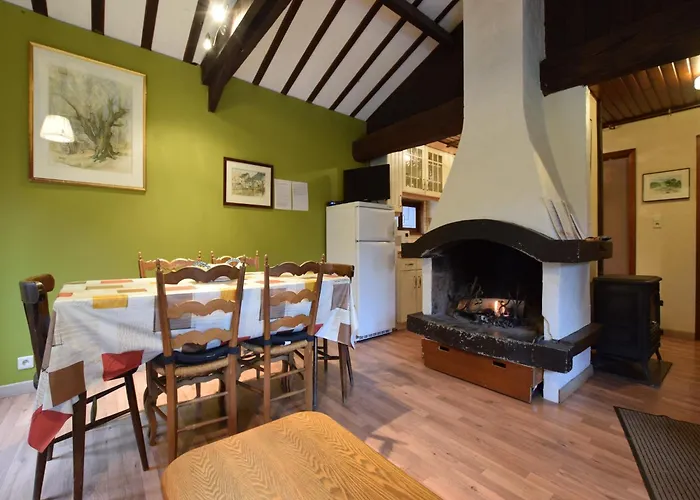 Σαλέ Forest With Ponds